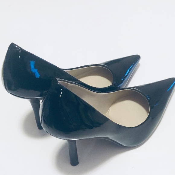 Guess | Pointy Toe Pumps Black Patent Leather - 8.5 Women’s - Picture 4 of 8